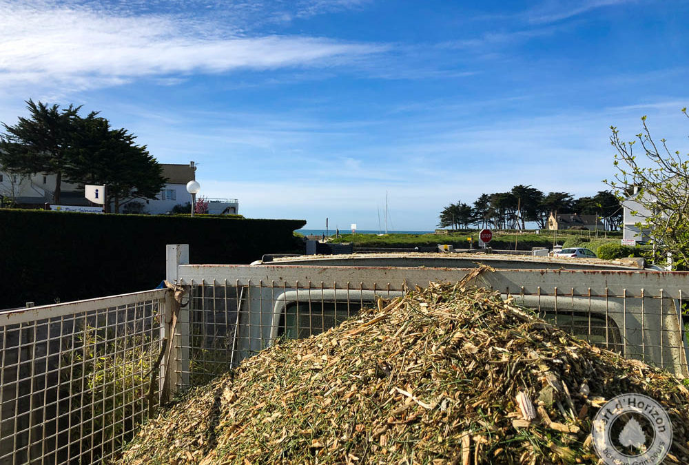 Vue sur mer et broyage